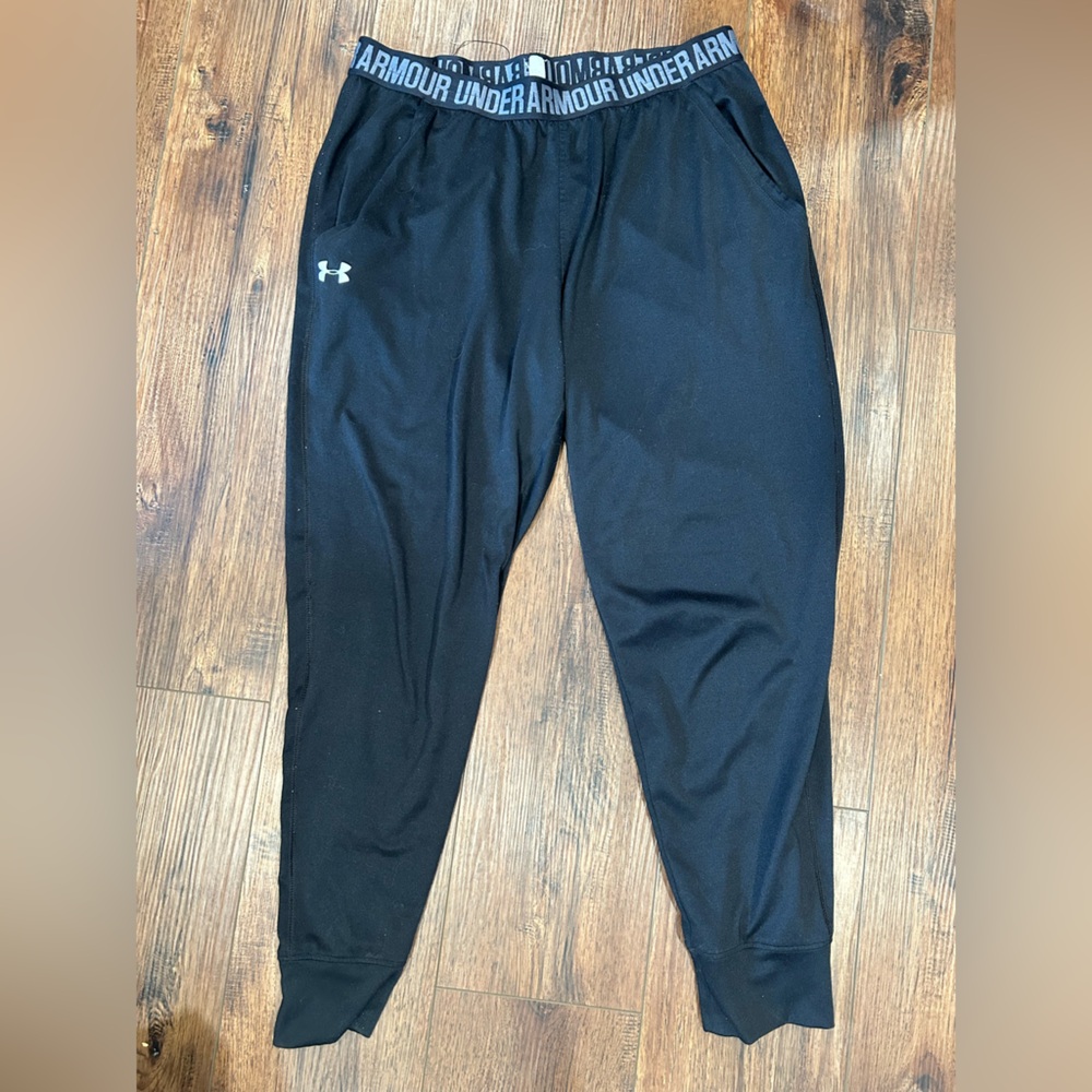 🦋 5/$15 under armor joggers